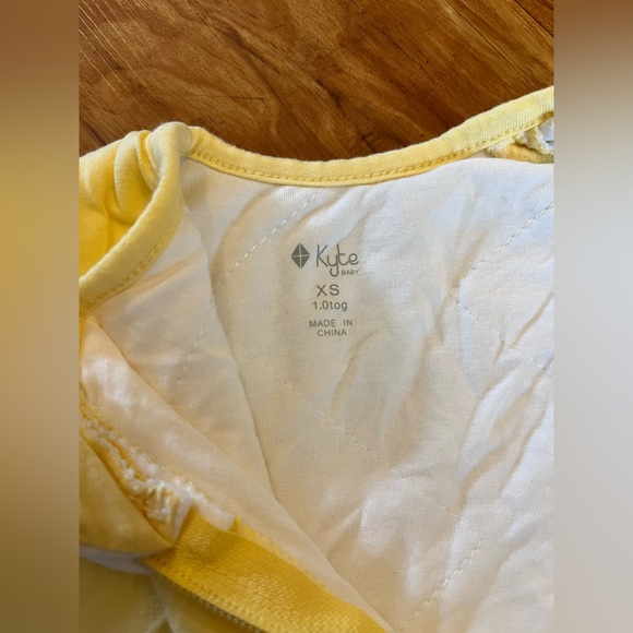 XS Daffodil Kyte Sleep Sack - Picture 2 of 2